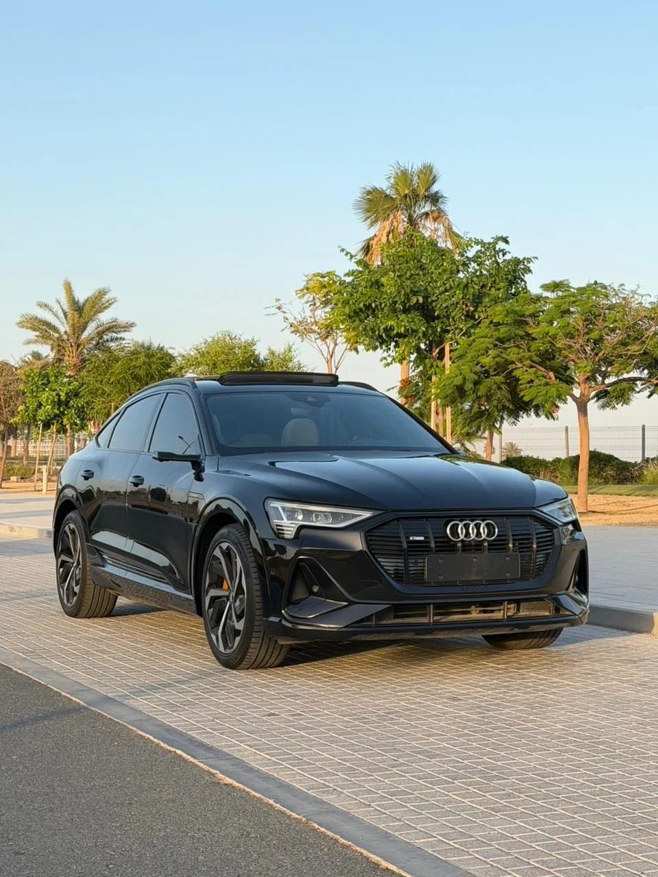 2020 Audi e-tron Sportback 55 quattro GCC Specs