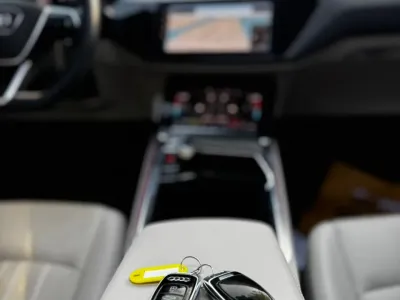أودي e-tron سبورت باك 55 كواترو 2020 مواصفات خليجية