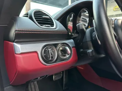 2018 Porsche 718 Cayman S GCC Specs
