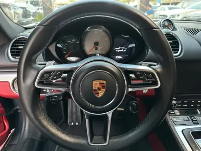 2018 Porsche 718 Cayman S GCC Specs