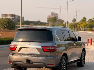نيسان باترول SE بلاتينيوم سيتي V6 موديل 2018 محولة إلى شكل 2022 مواصفات خليجية