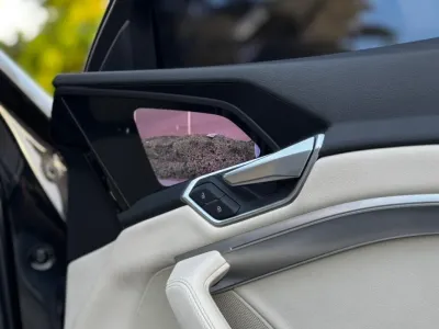أودي e-tron سبورت باك 55 كواترو 2020 مواصفات خليجية