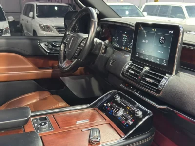 2020 Lincoln Navigator GCC Specs