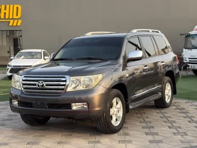 2011 Toyota Land Cruiser VXR GCC Specs