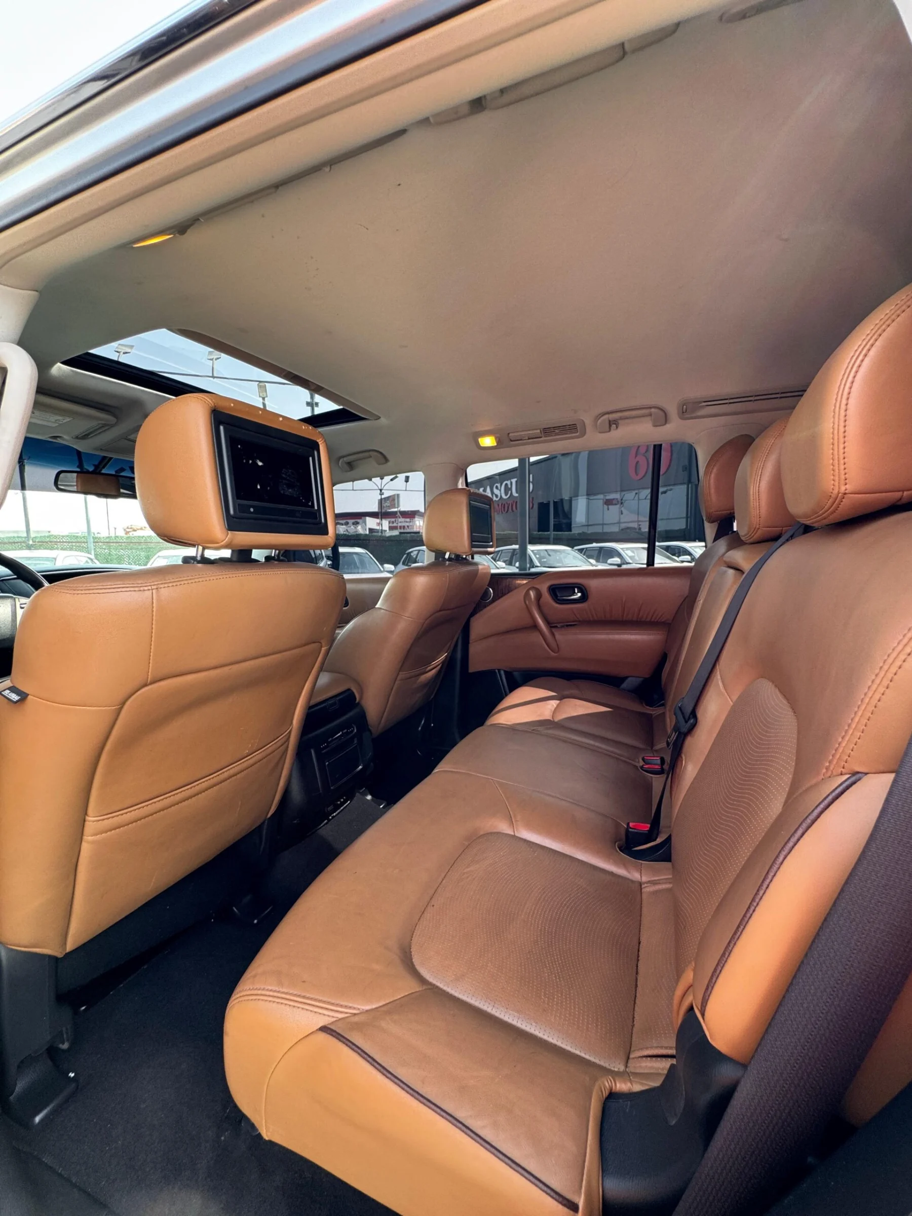 2017 Nissan Patrol LE Titanium GCC Specs