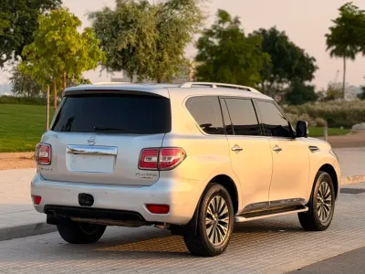2017 Nissan Patrol SE Platinum City V6 GCC Specs