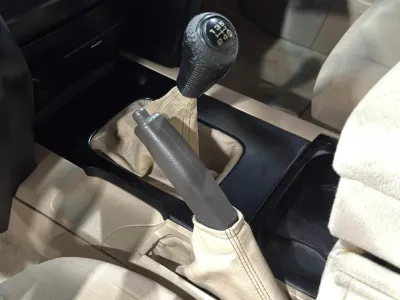 2015 Toyota Land Cruiser 4.0L V6 Manual GCC Specs