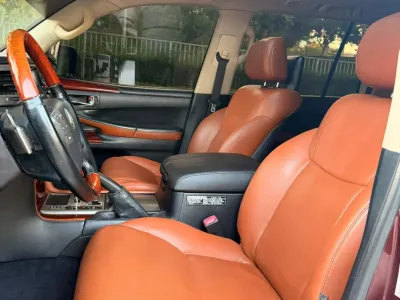 2014 Lexus LX 570 S GCC Specs