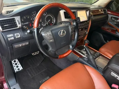 2014 Lexus LX 570 S GCC Specs