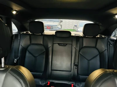 2022 Porsche Macan GCC Specs