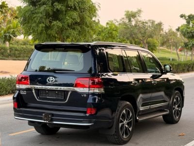 تويوتا لاند كروزر GXR V8 موديل 2019 مواصفات خليجية - صورة 6