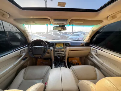 لكزس LX 570 موديل 2010 محولة بتصميم رياضي إلى شكل 2015
