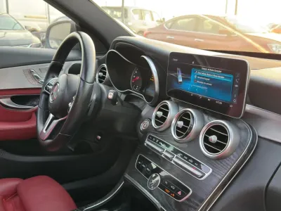 مرسيدس بنز C 300 موديل 2020