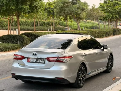 2019 Toyota Camry Hybrid GCC Specs