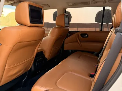 2017 Nissan Patrol SE Platinum City V6 GCC Specs