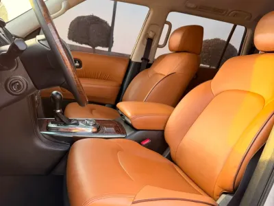 2017 Nissan Patrol SE Platinum City V6 GCC Specs