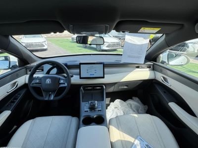 BYD Qin 2025 - Photo 7