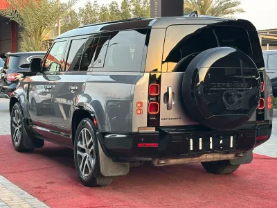 2024 Land Rover Defender 130 P400 American Specs