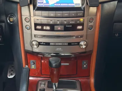 2014 Lexus LX 570 S GCC Specs