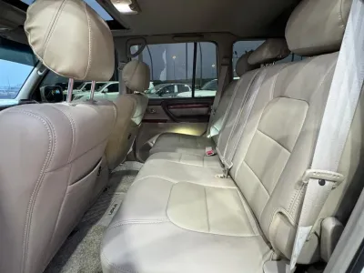 2000 Lexus LX 470