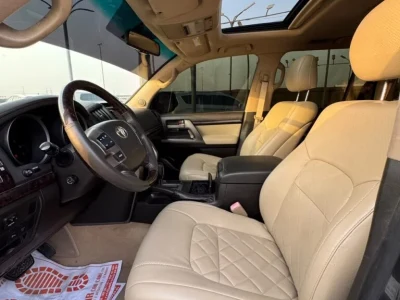 2011 Toyota Land Cruiser VXR GCC Specs