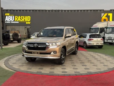 2015 Toyota Land Cruiser GXR GCC Specs