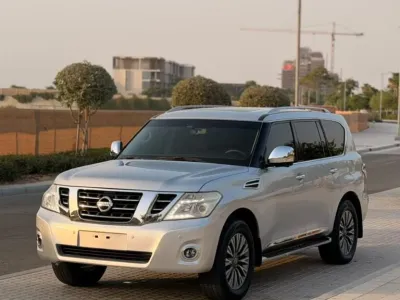 2017 Nissan Patrol SE Platinum City V6 GCC Specs