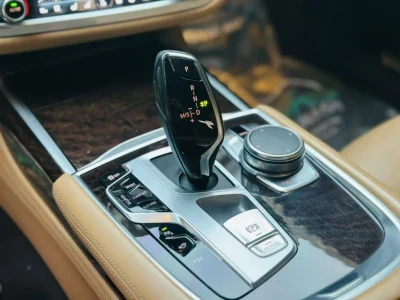 بي إم دبليو 740Li موديل 2017 مواصفات خليجية