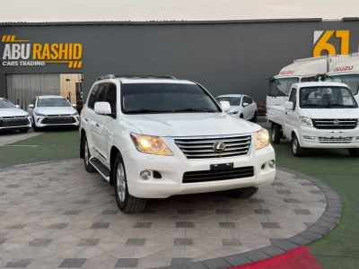 لكزس LX570 موديل 2010 مواصفات خليجية