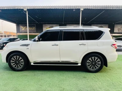 2014 Nissan Patrol Platinum 5.6L V8 GCC Specs