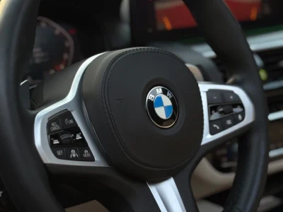 بي إم دبليو M550i xDrive M Performance موديل 2021
