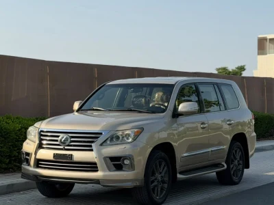 لكزس LX570 موديل 2014 مواصفات خليجية