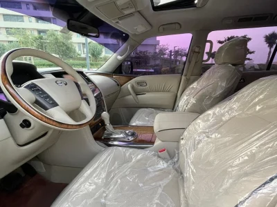 2012 Infiniti QX56 V8 4WD GCC Specs