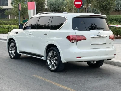 2012 Infiniti QX56 V8 4WD GCC Specs