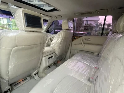 2012 Infiniti QX56 V8 4WD GCC Specs