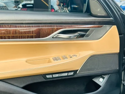 بي إم دبليو 740Li موديل 2017 مواصفات خليجية