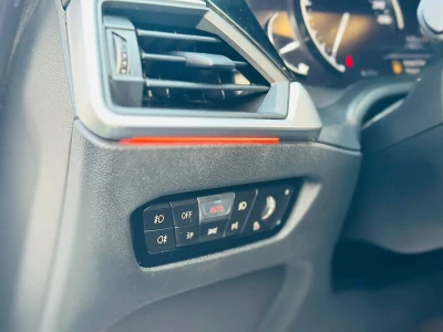 بي إم دبليو 330i M Kit موديل 2020 مواصفات خليجية