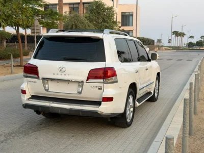 لكزس LX570 موديل 2010 محولة بالكامل إلى ستايل 2015 مواصفات خليجية