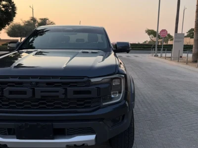 فورد رينجر رابتر موديل 2023 محرك 3.0L V6 توين تيربو دفع رباعي مواصفات خليجية