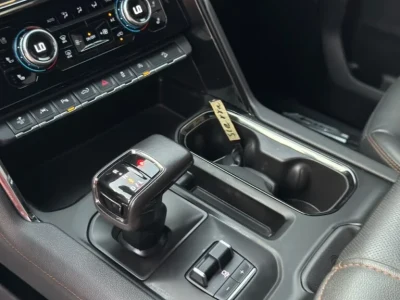 2022 GMC Sierra AT4 GCC Specs