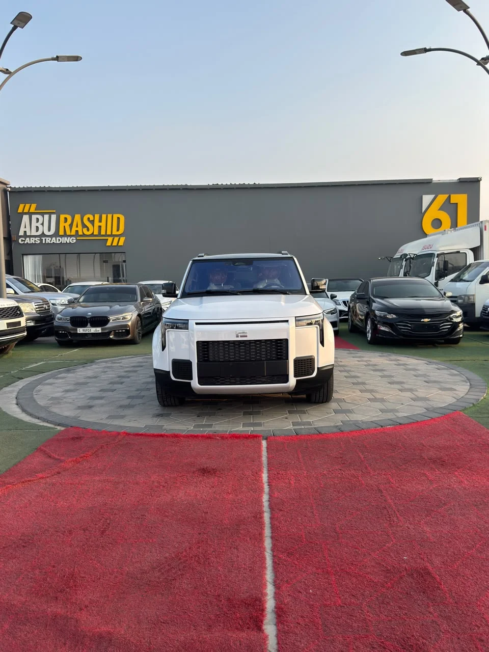 روكس VIP هايبرد موديل 2026 – 6 مقاعد – جديدة 0 كم