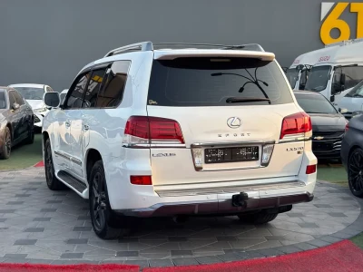 لكزس LX570 موديل 2015 فل أوبشن مواصفات خليجية