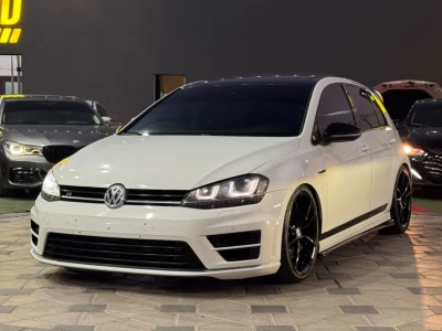 2015 Volkswagen Golf R 2.0 TSI 4MOTION GCC Specs