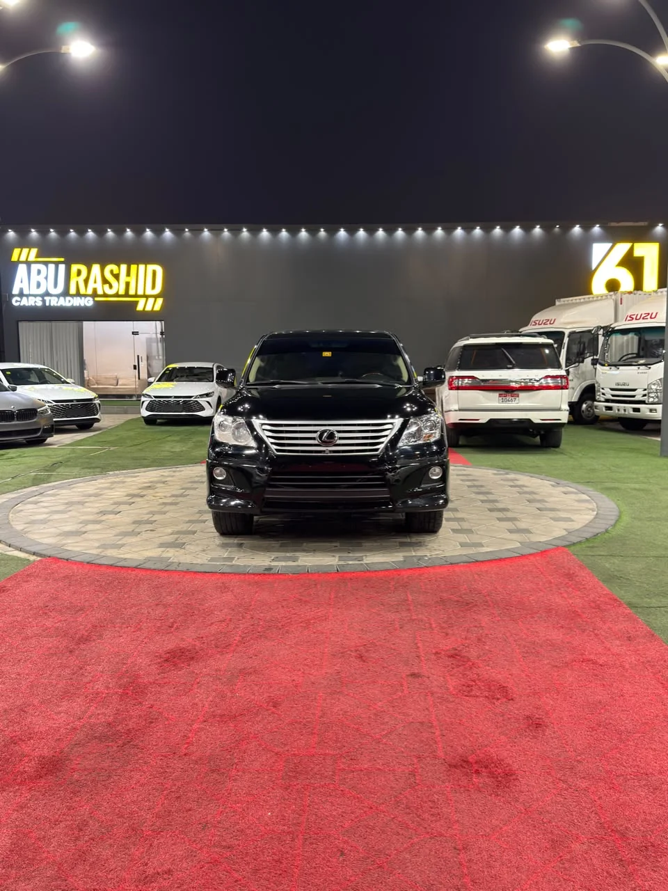 لكزس LX570 موديل 2011 مواصفات خليجية