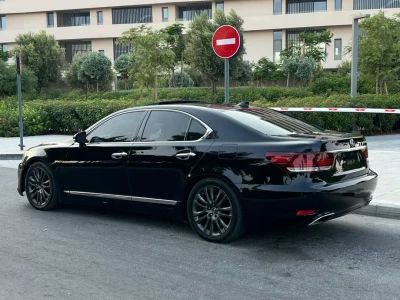 2014 Lexus LS460 4.6L V8 RWD