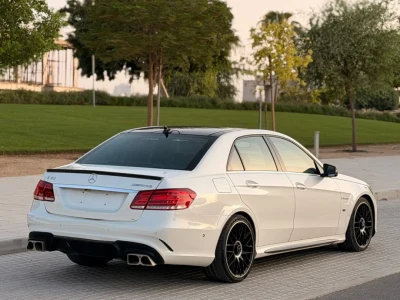 2014 Mercedes-Benz E63 AMG GCC Specs