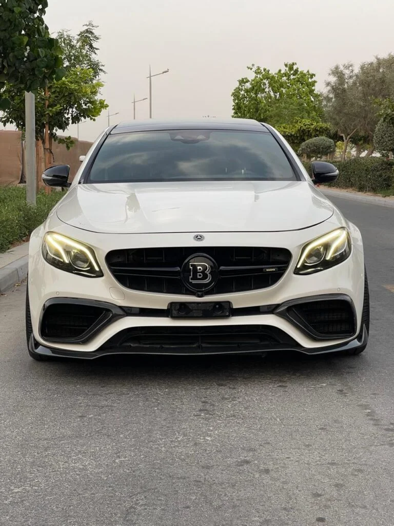 مرسيدس AMG E63 موديل 2017 محولة خارجيًا إلى ستايل برابوس – وارد اليابان