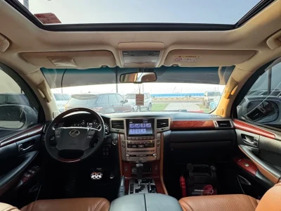 لكزس LX570 موديل 2015 فل أوبشن مواصفات خليجية