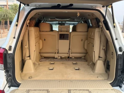 لكزس LX570 موديل 2010 محولة بالكامل إلى ستايل 2015 مواصفات خليجية