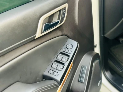 جي إم سي يوكون XL دينالي موديل 2015 محرك 6.2L V8 دفع رباعي مواصفات خليجية
